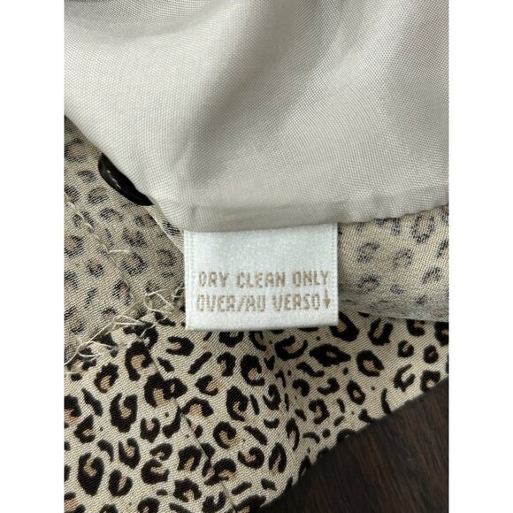 Dana Buchman Petites Leopard Print Silk Button Up Long Sleeve Blouse Size 4 - Picture 8 of 10